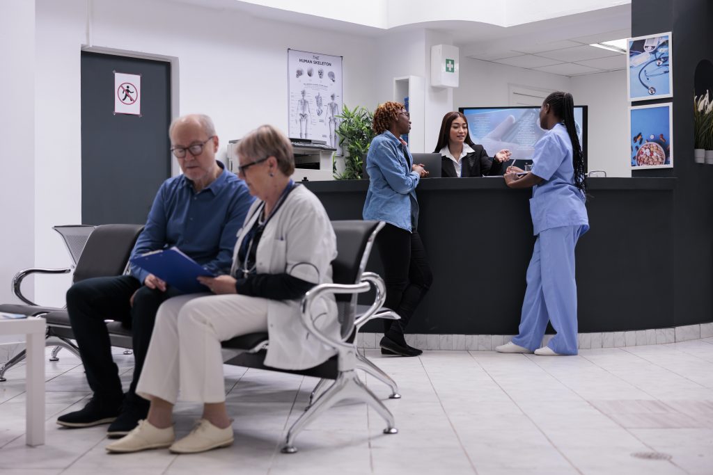 Redução de impostos para clínicas médicas pode chegar a até 70% com estratégias legais e personalizadas. Saiba como aplicar!
